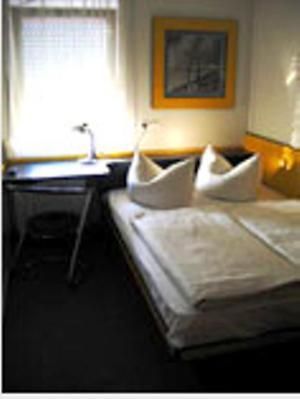 Motel Pelikan Dettelbach Exterior photo